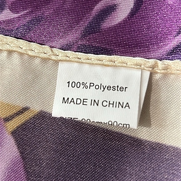 2244- Women’s Floral Scarf Purple & Cream  NWT 34.5”x34.5” NWT - Picture 9 of 10